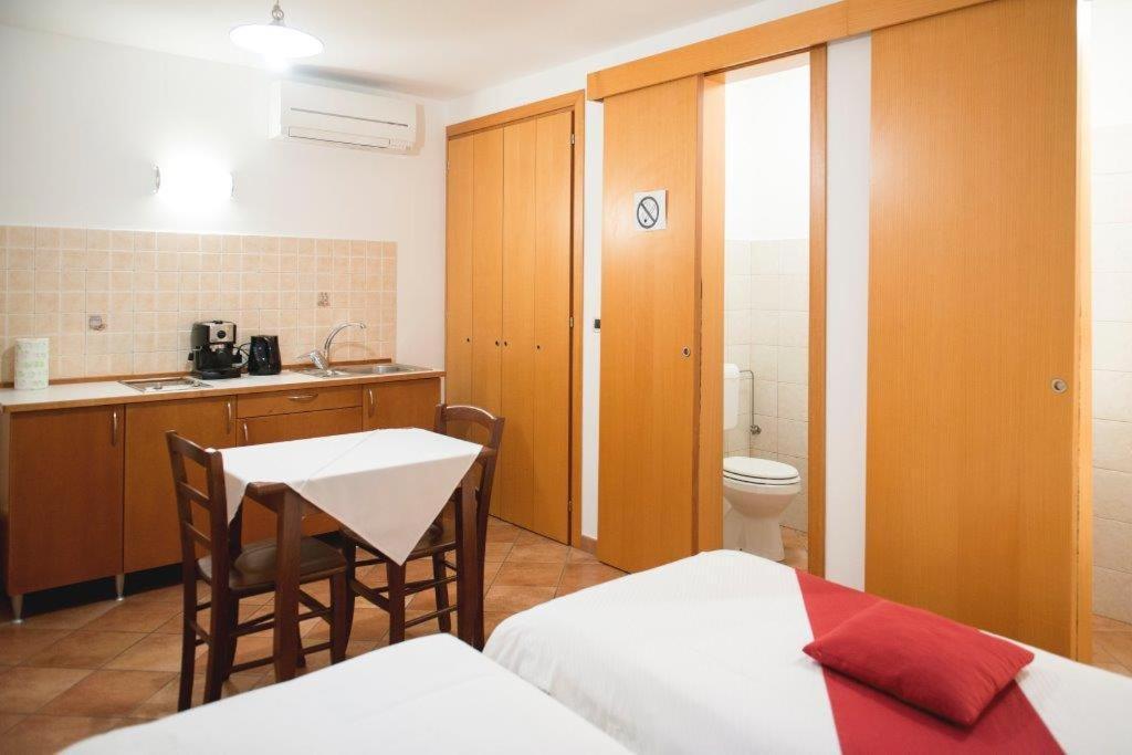 Guesthouse Muha Lipica Zewnętrze zdjęcie